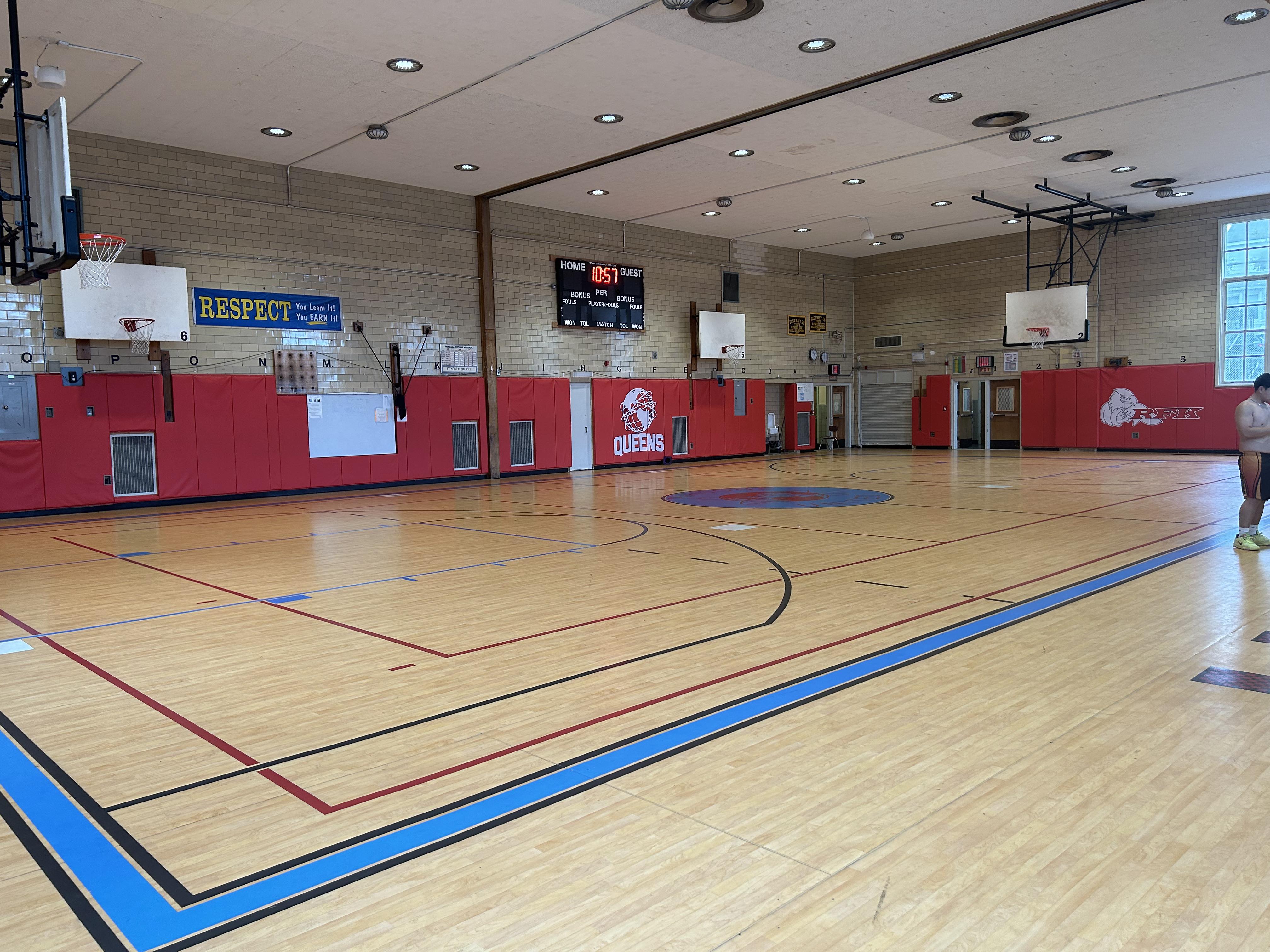 Q252 Open Gyms | Image 2